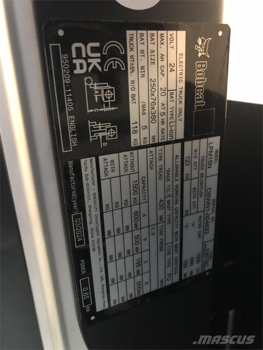 Bobcat LPM15N 手推堆垛车