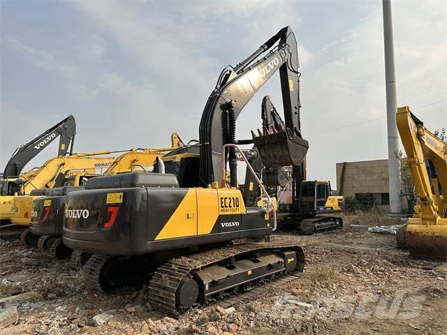 Volvo EC210B 履带挖掘机