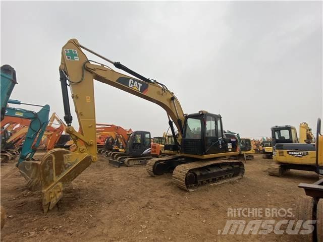 CAT 318D2 履带挖掘机