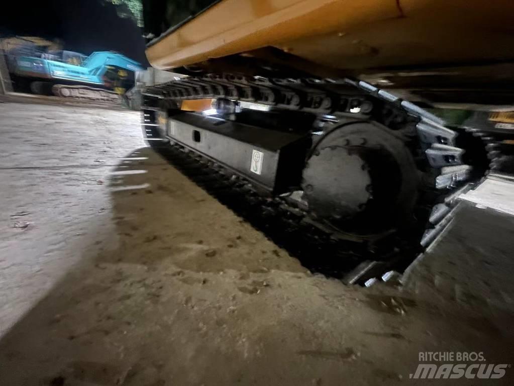 CAT 307 D 履带挖掘机