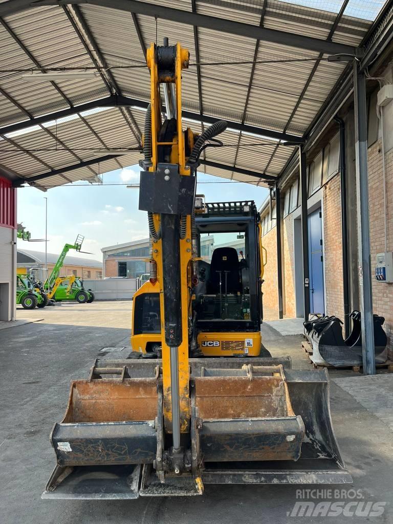 JCB 56 Z-2 前装载和挖掘机