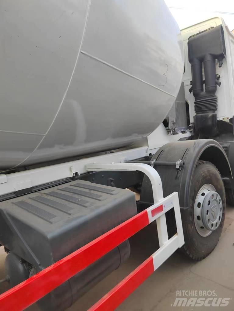 Howo 371 6x4 混凝土搅拌车