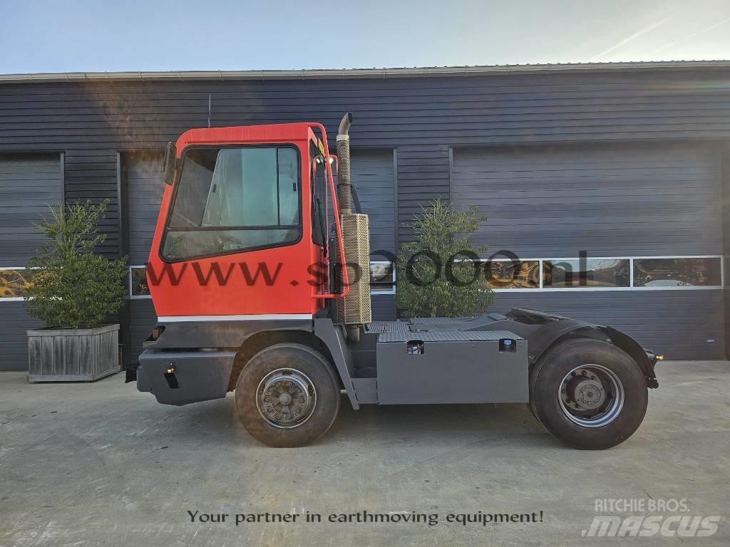 Terberg YT 222 码头牵引车