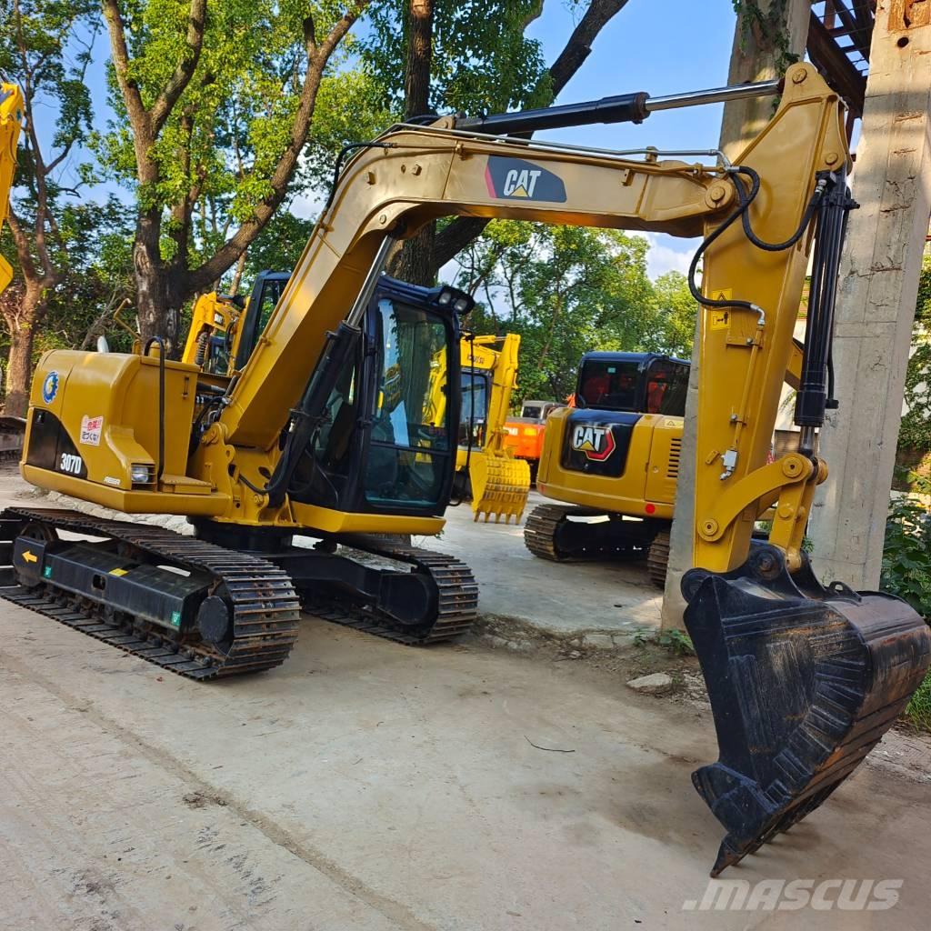CAT 307D 中型挖掘机