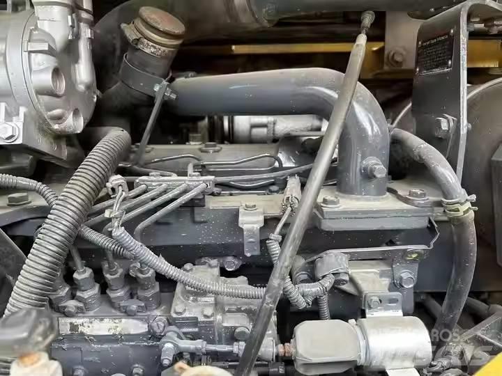 Komatsu PC78US 履带挖掘机