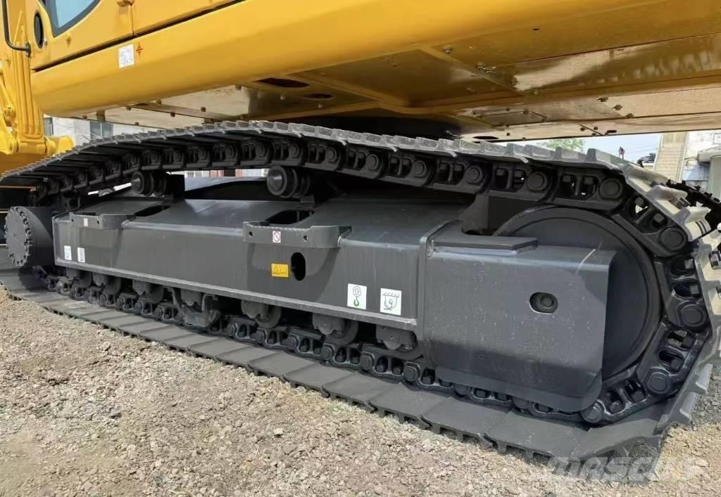 Komatsu PC 200-8 履带挖掘机