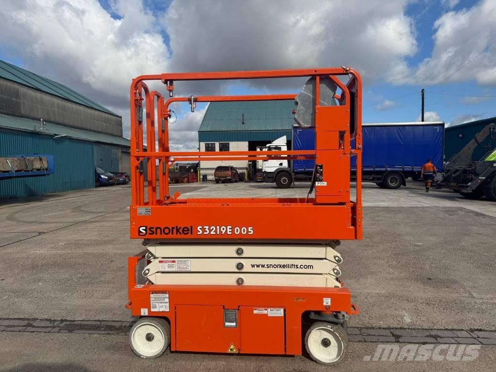 Snorkel S 3219 E 剪叉式升降机