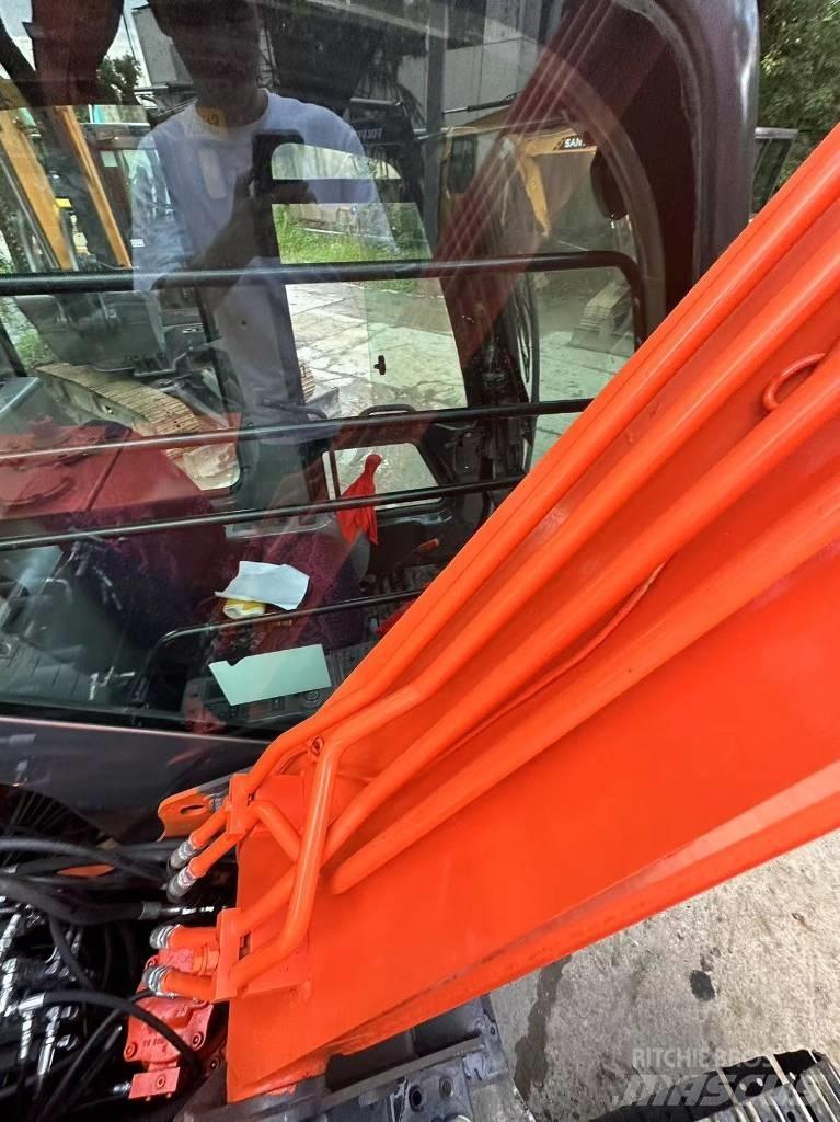 Hitachi ZX 70 履带挖掘机