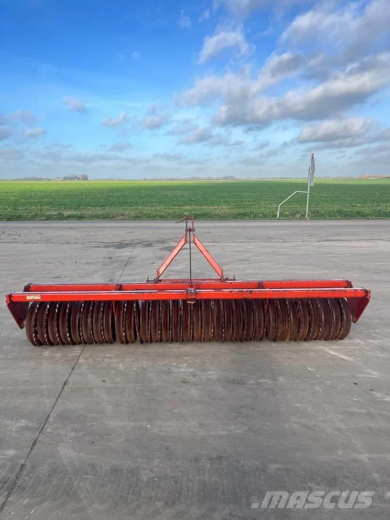 Cambridge 300 滚笼耙