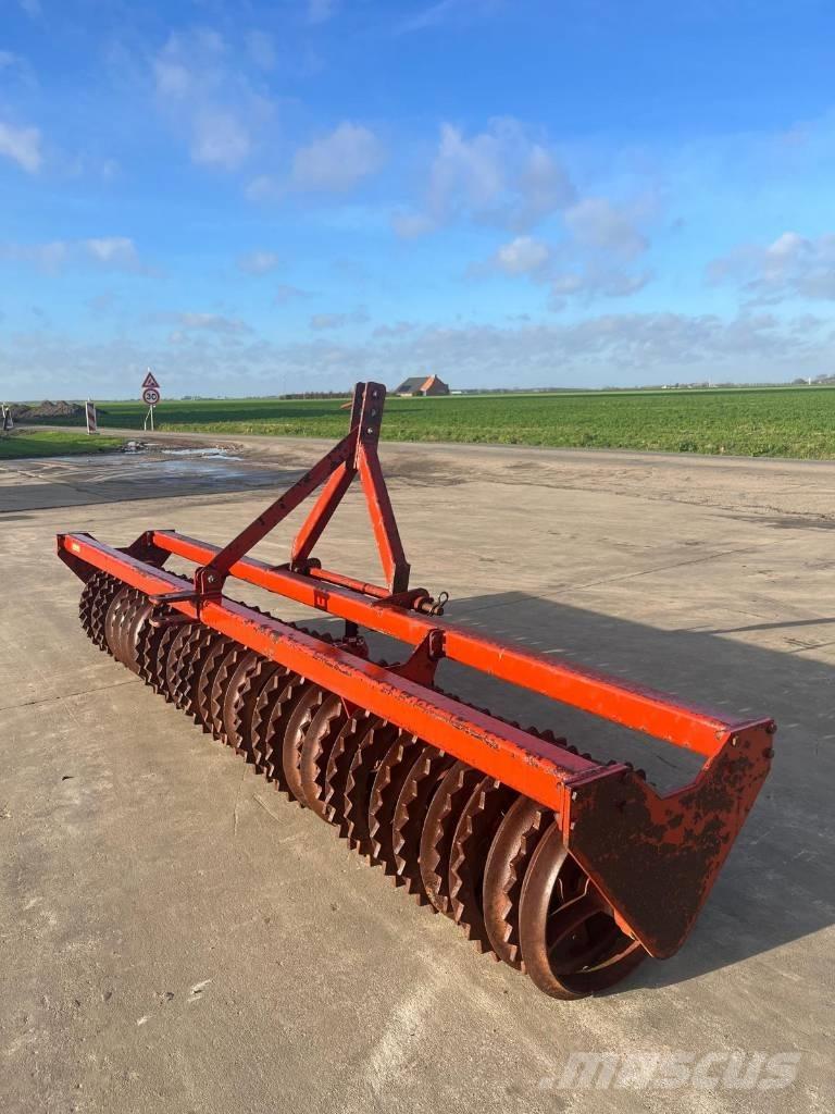 Cambridge 300 滚笼耙