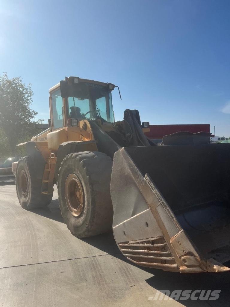 Volvo L 120 E 轮式装载机