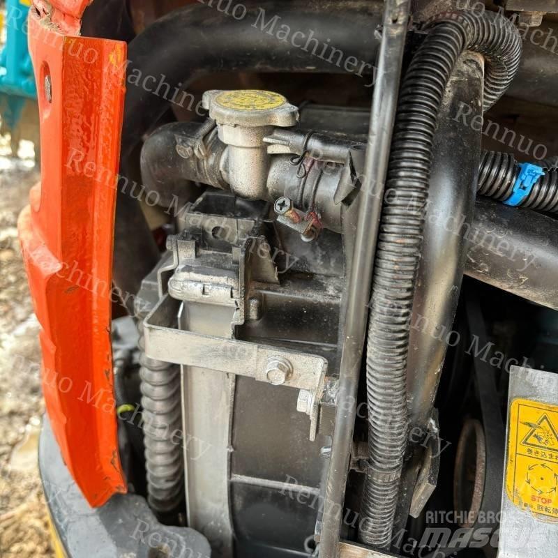 Kubota U 30 小型挖掘机