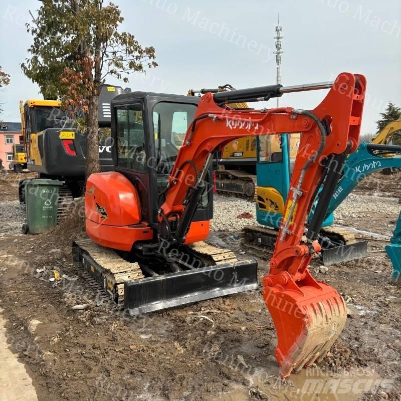 Kubota U 30 小型挖掘机