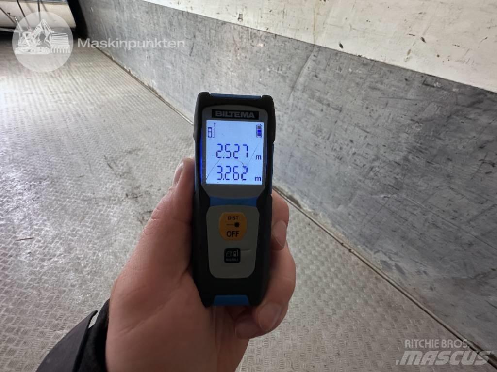 Ekeri L3 半挂厢式车