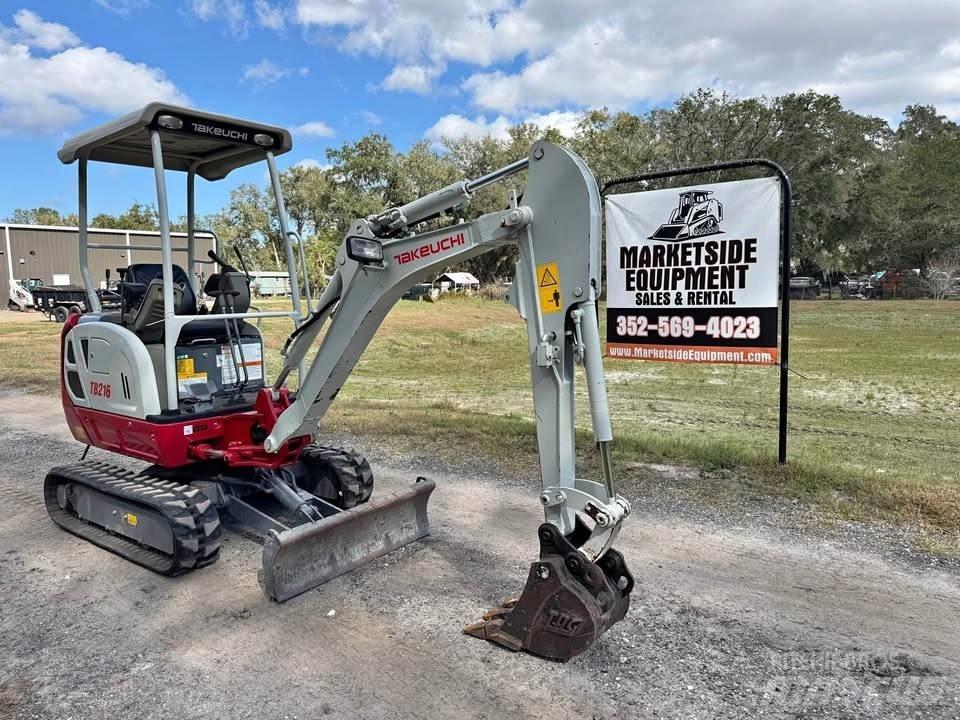 Takeuchi TB 216 小型挖掘机