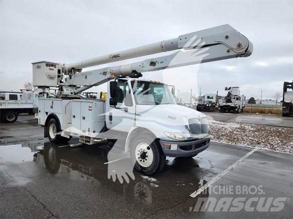 Altec AA755MH 车载式高空作业车