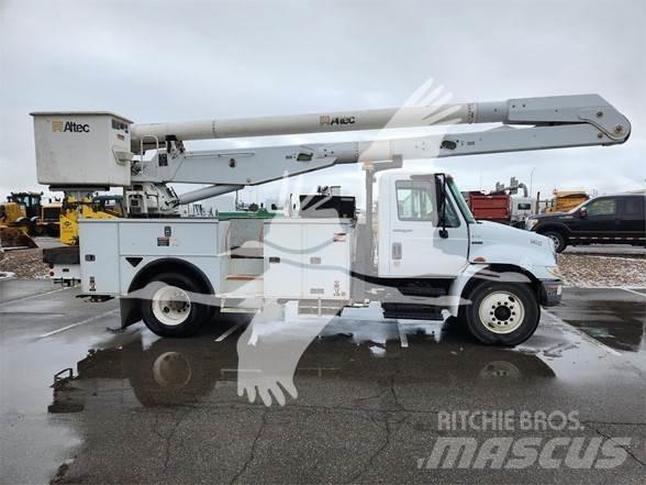 Altec AA755MH 车载式高空作业车