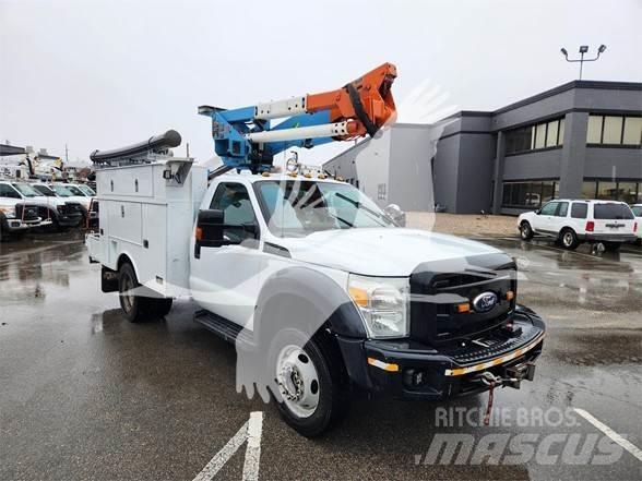 Altec AT37G 车载式高空作业车