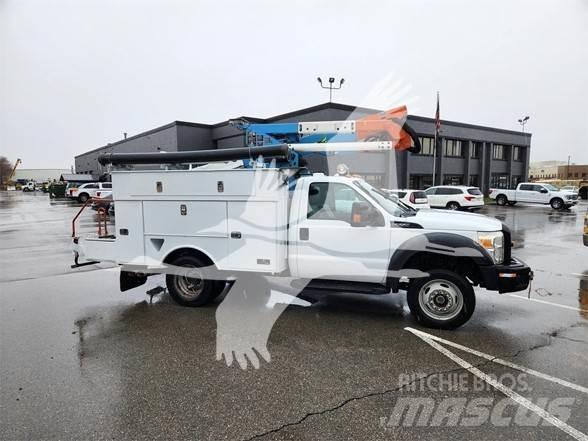 Altec AT37G 车载式高空作业车