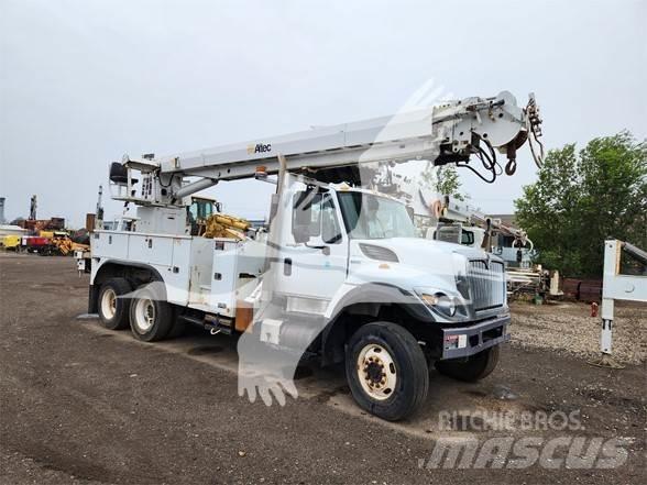 Altec D3060BTR 车载式高空作业车