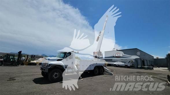 Altec D4065ATR 车载式高空作业车