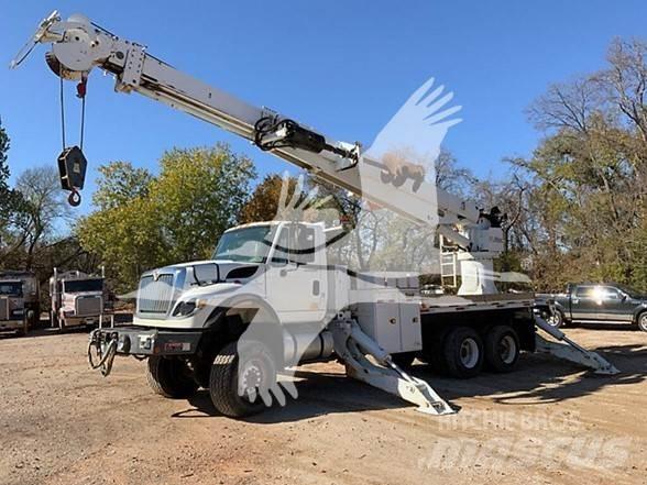 Altec DT80 车载式高空作业车