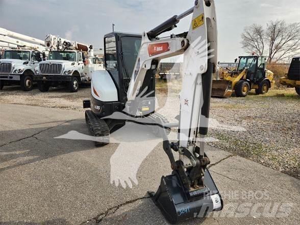 Bobcat E35i 小型挖掘机