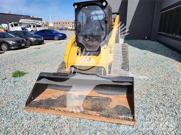 CAT 299D3 滑移装载机