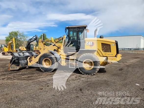 CAT 930M 轮式装载机