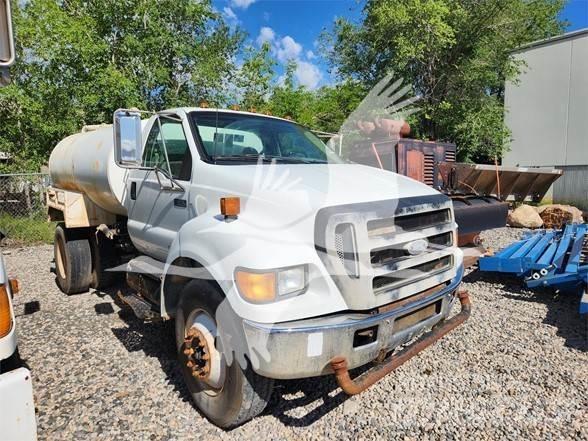 Ford F650 SD 油罐车