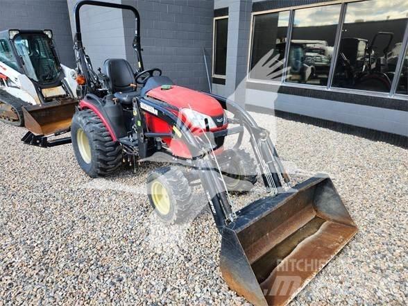 Yanmar 424 反铲装载机