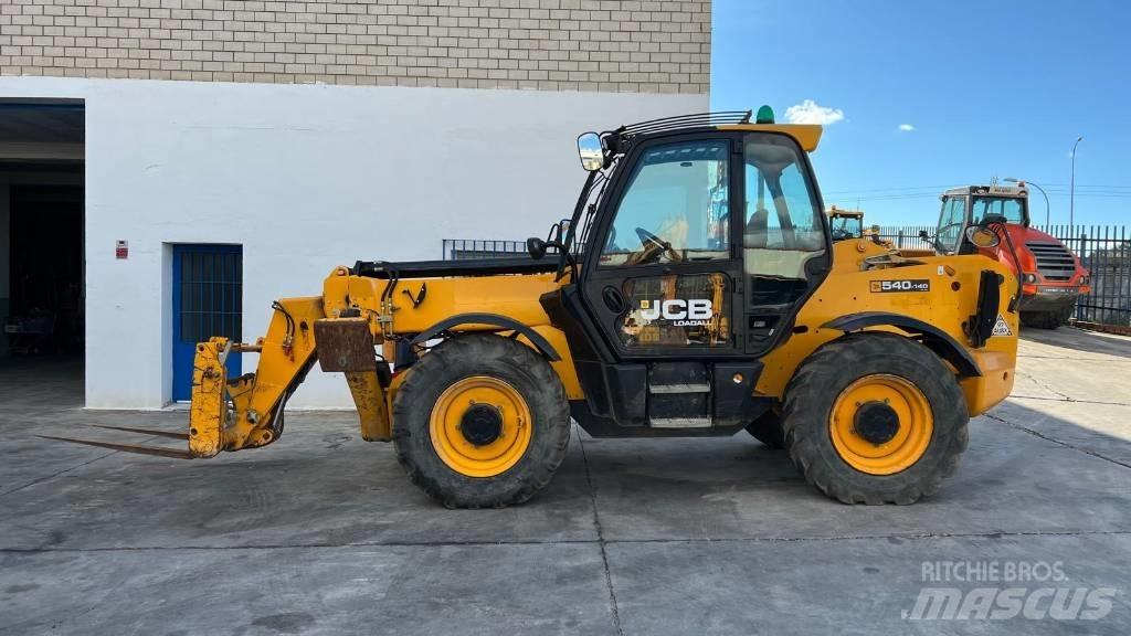 JCB 540-140 伸缩臂叉装车|叉装车