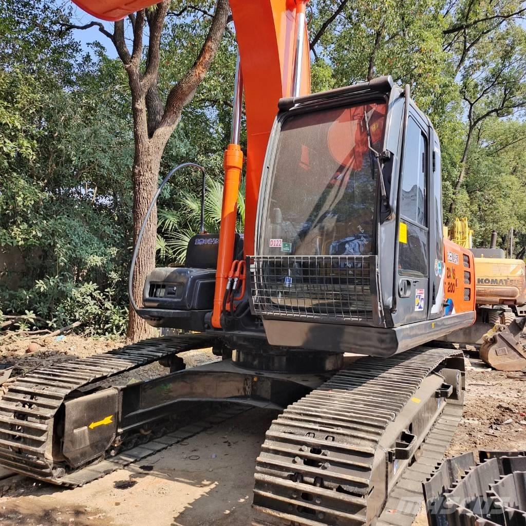 Hitachi ZAXIS 2000-3 履带挖掘机