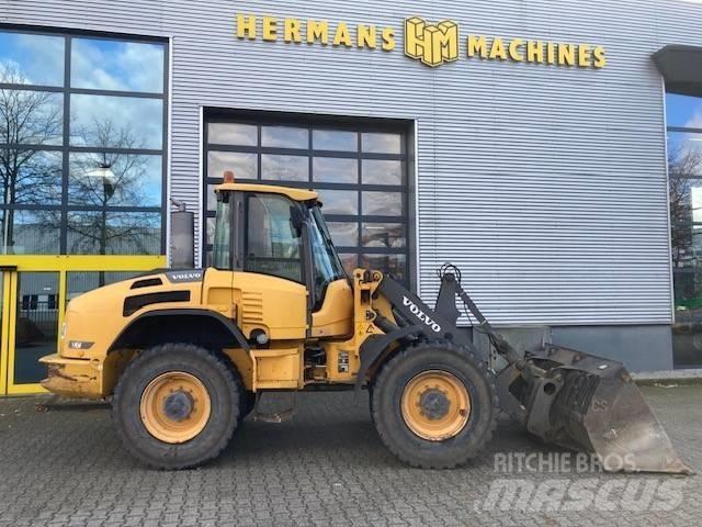 Volvo L 45 F 轮式装载机