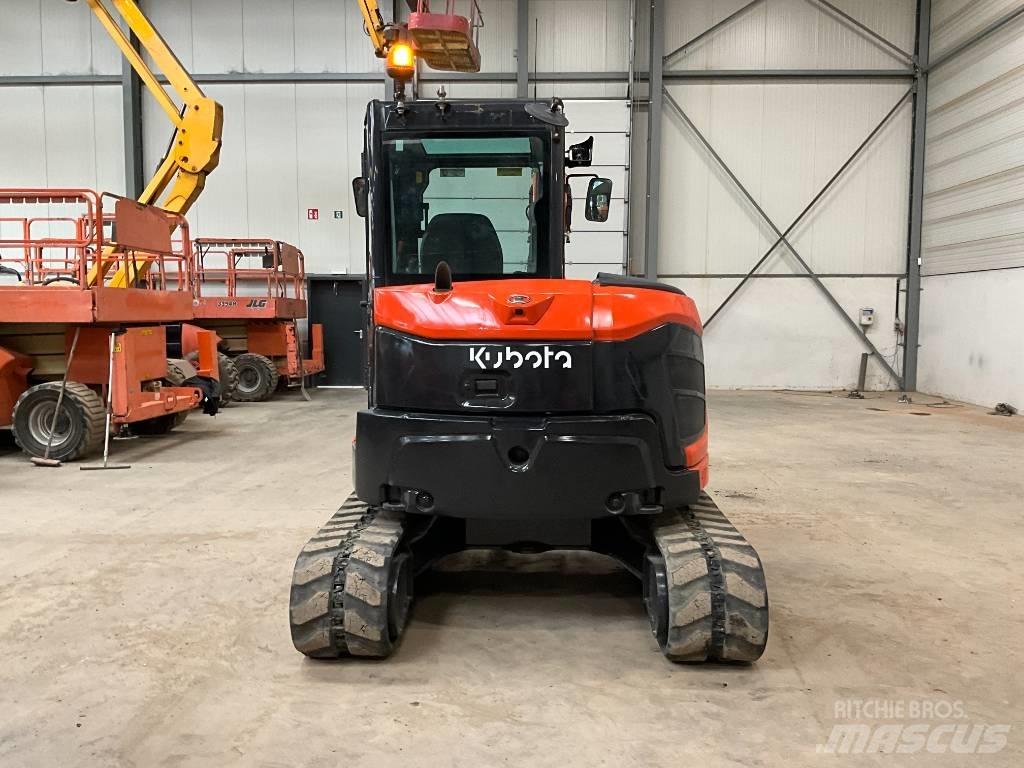 Kubota U 56-5 小型挖掘机