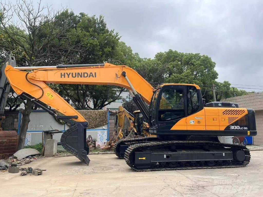 Hyundai R300LC-9S 履带挖掘机