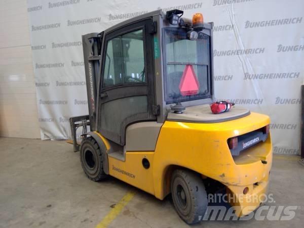 Jungheinrich DFG 430 柴油叉车