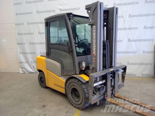 Jungheinrich DFG 430 柴油叉车