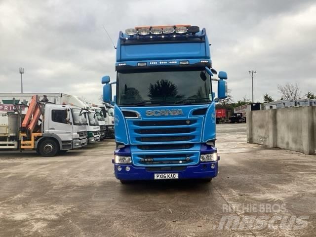 Scania R 580 牵引车