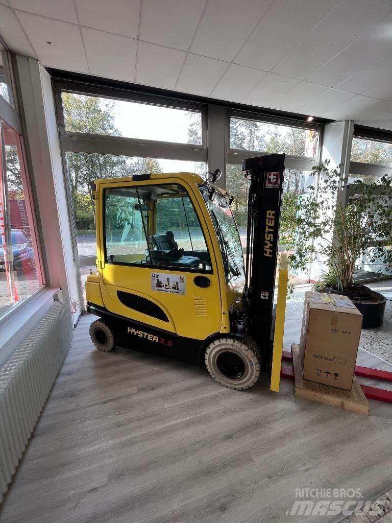 Hyster J3.5XN 电动叉车