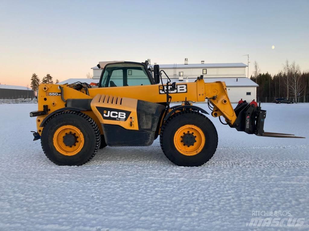 JCB 550-80 伸缩臂叉装车|叉装车
