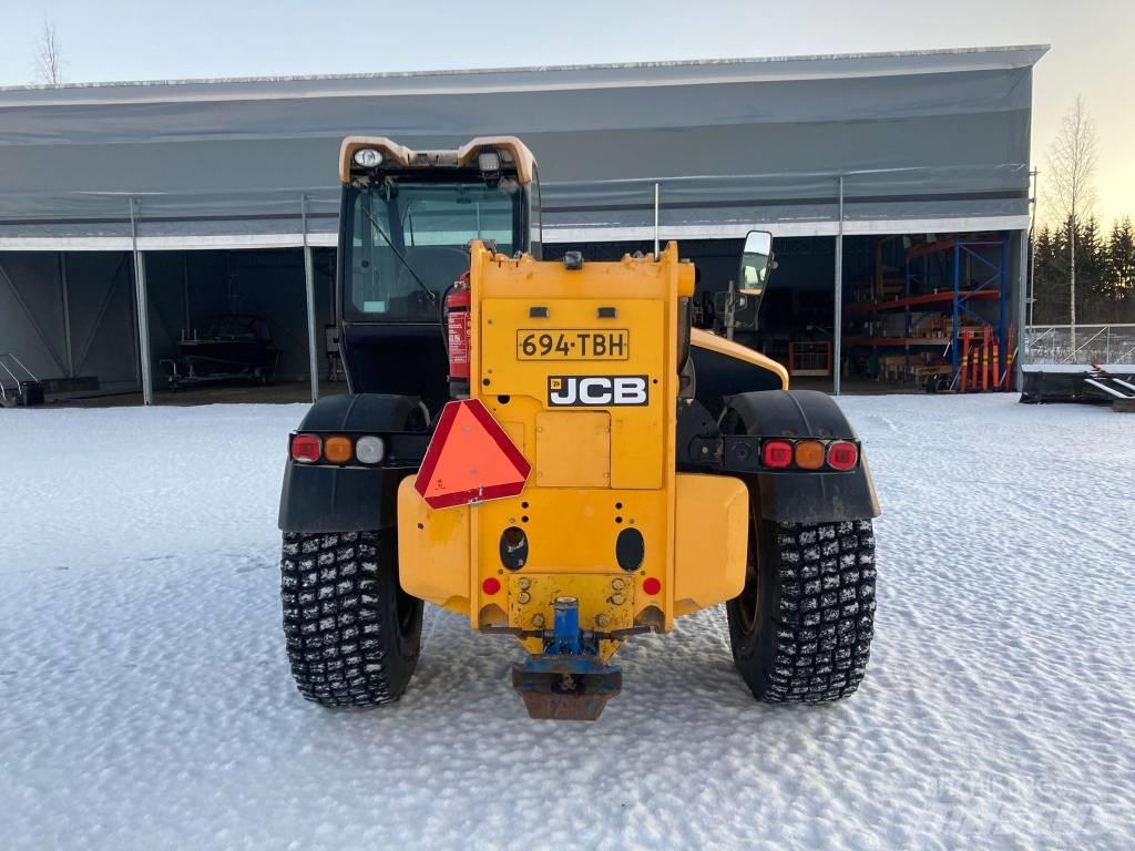 JCB 550-80 伸缩臂叉装车|叉装车