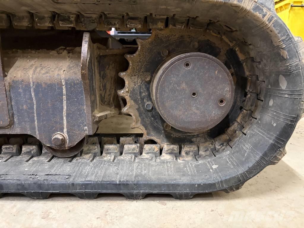 Kubota KX 121-3 小型挖掘机