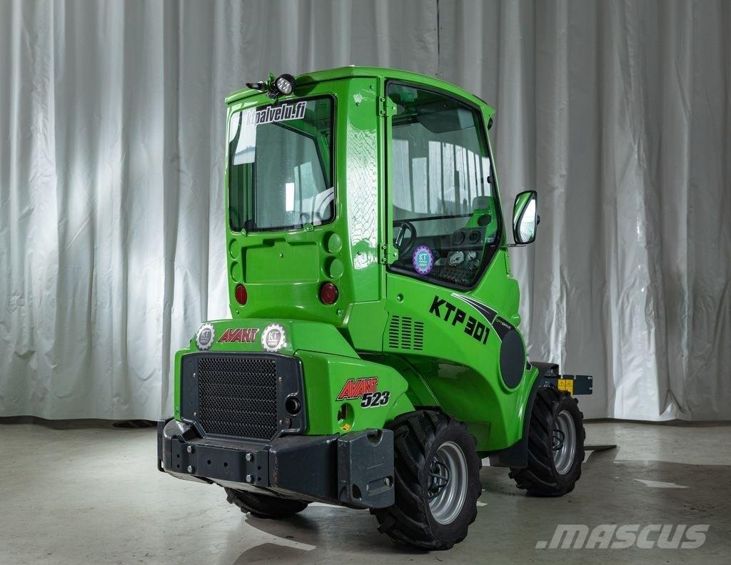Avant 523 小型装载机