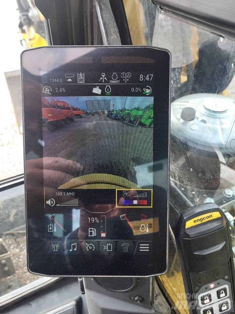 CAT 308CR 中型挖掘机