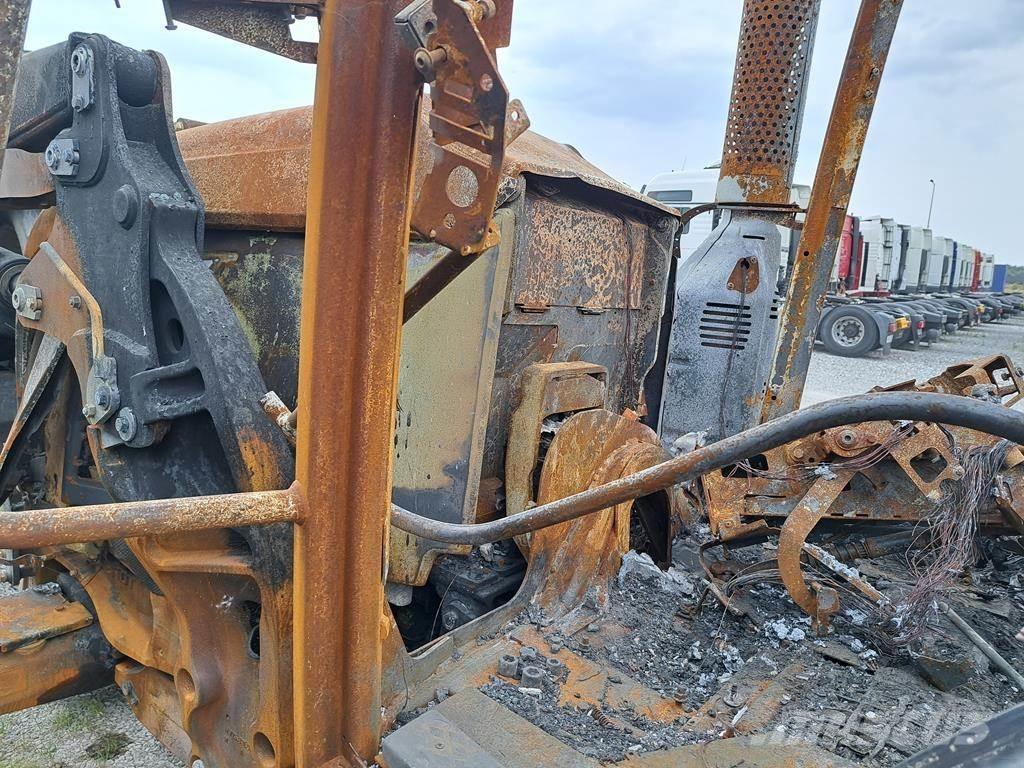 Fendt 724 Vario 拖拉机/农用车