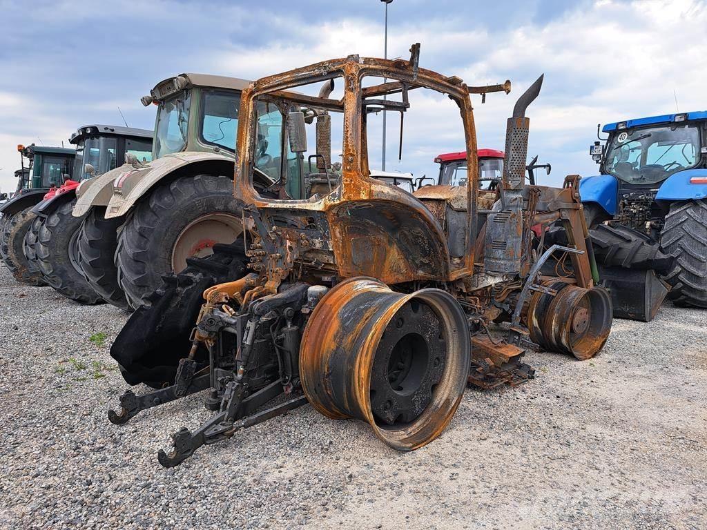 Fendt 724 Vario 拖拉机/农用车