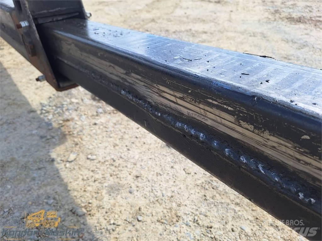 Loglift F71 货运起重机
