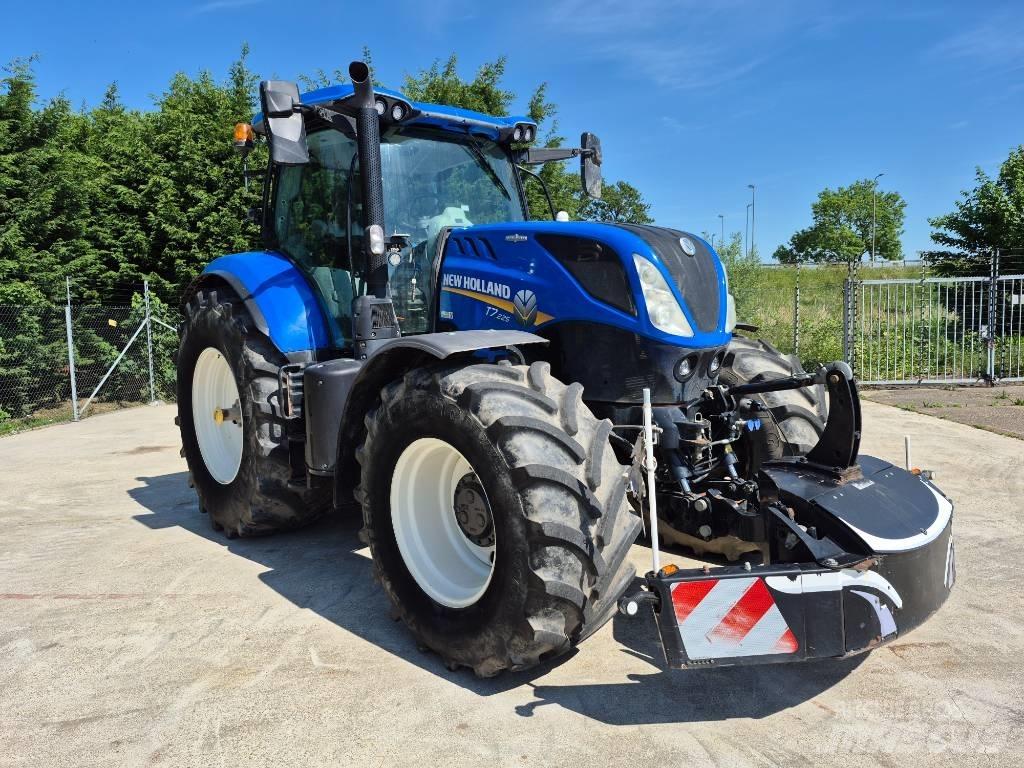 New Holland T7.225 拖拉机/农用车
