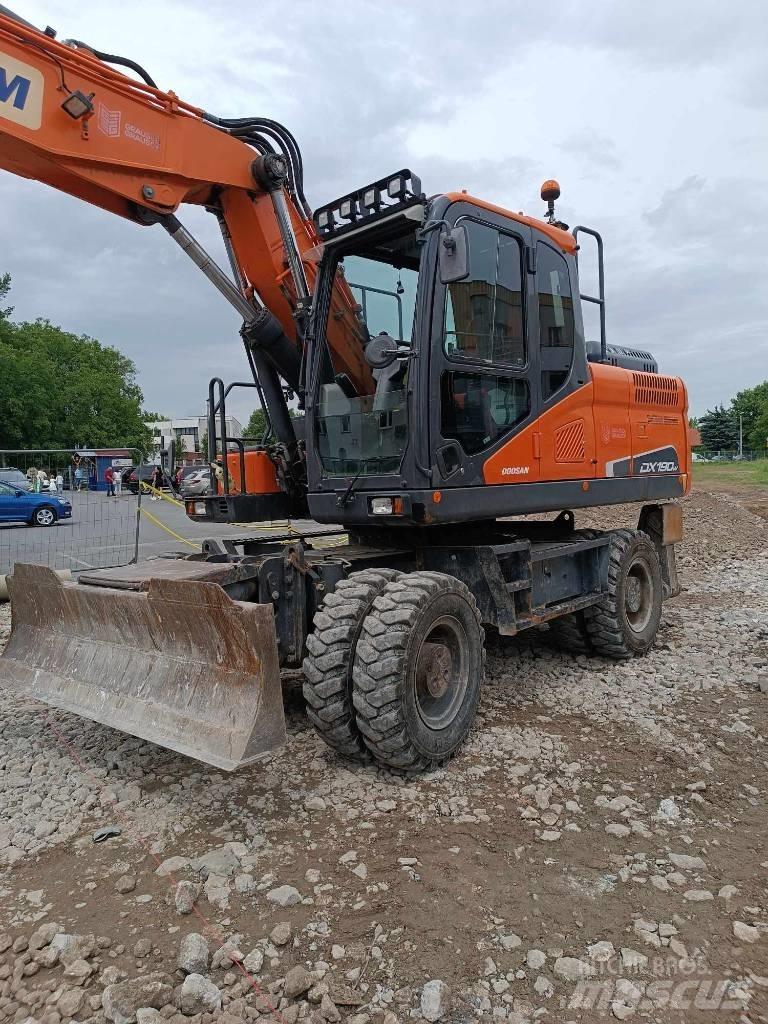 Doosan DX 190 W-5 轮式挖掘机